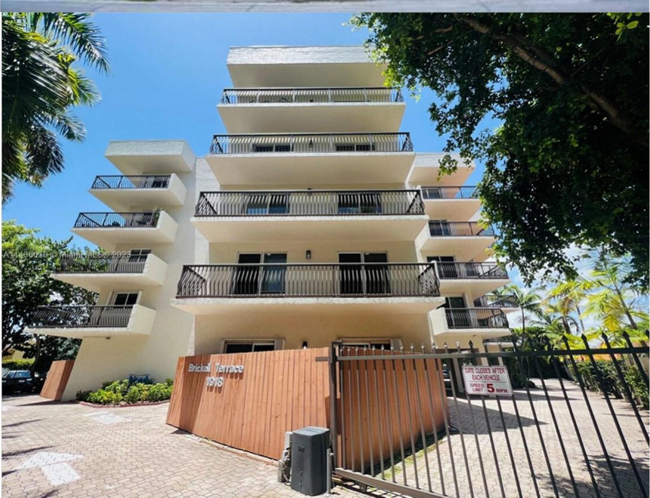 Brickell Terrace Apartments